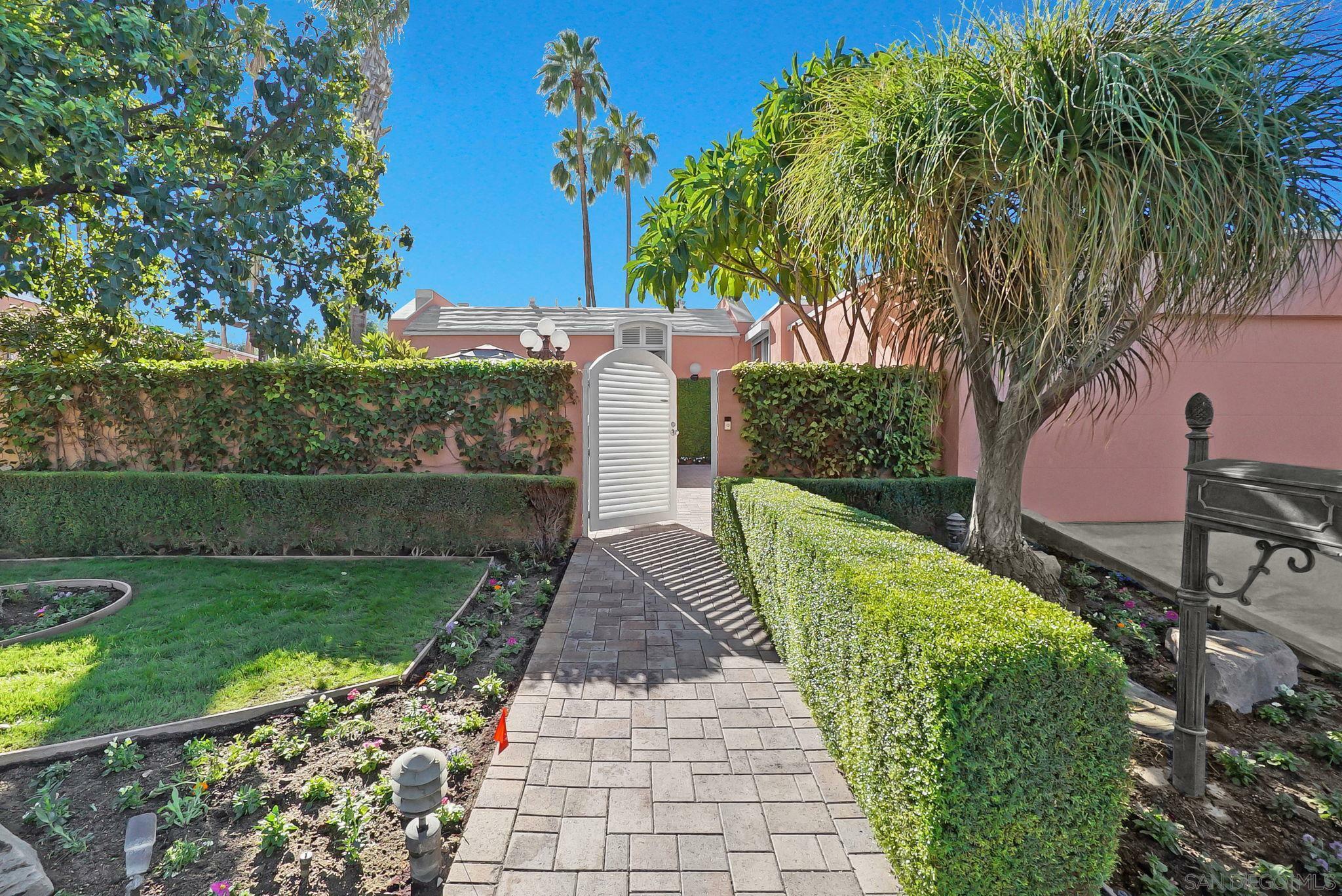 Property Photo:  47473 Tangier Dr  CA 92260 