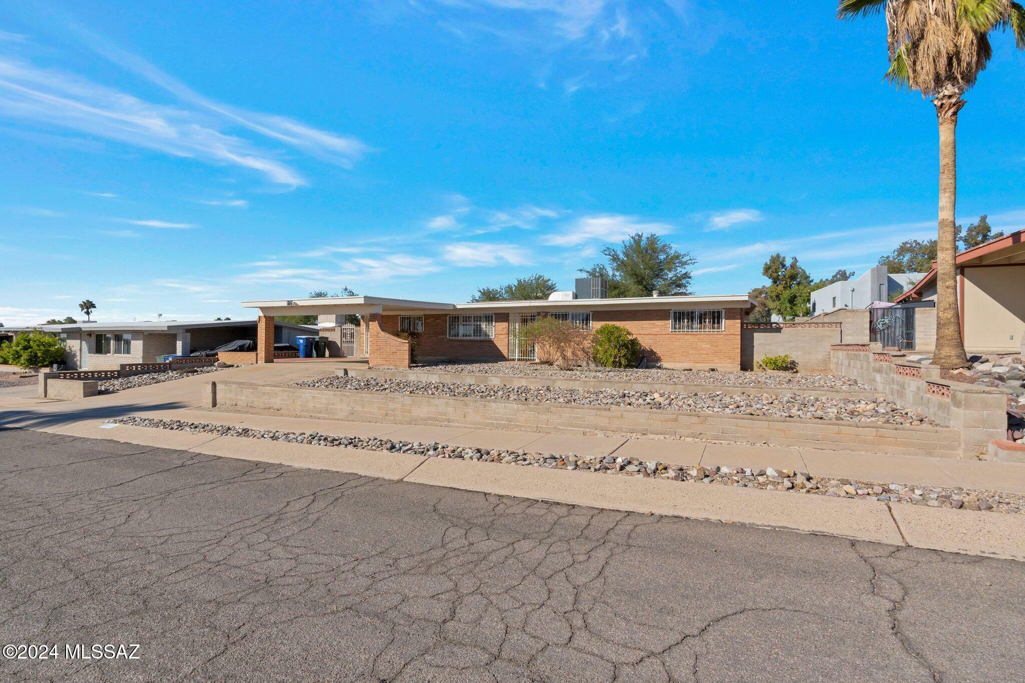 9121 E 38th Street  Tucson AZ 85730 photo