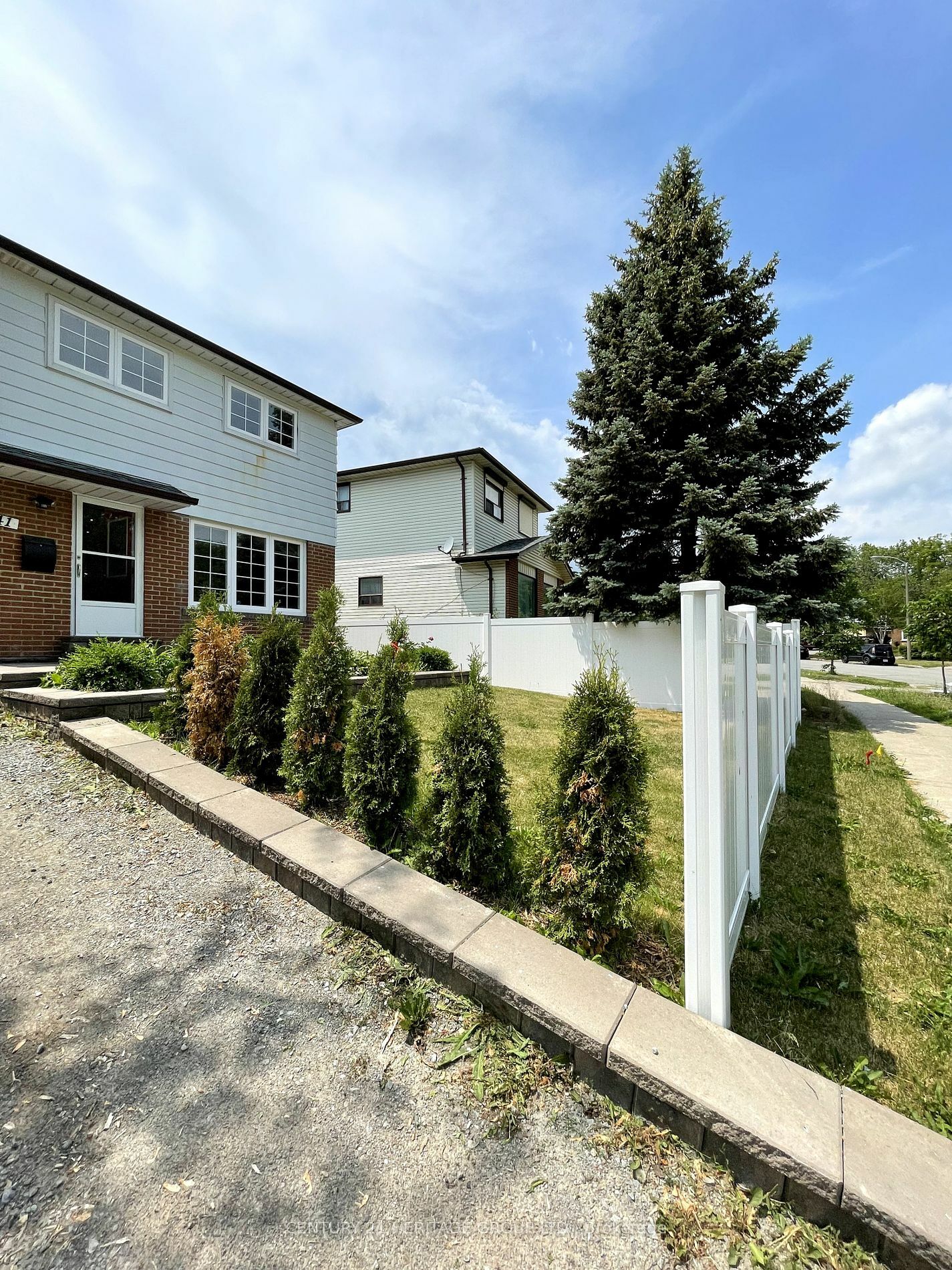 Property Photo:  341 Burrows Hall Blvd N  ON M1B 1H6 