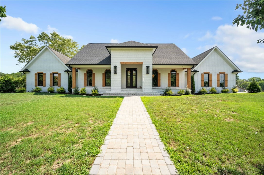 Property Photo:  950 Five Forks Road  SC 29657 