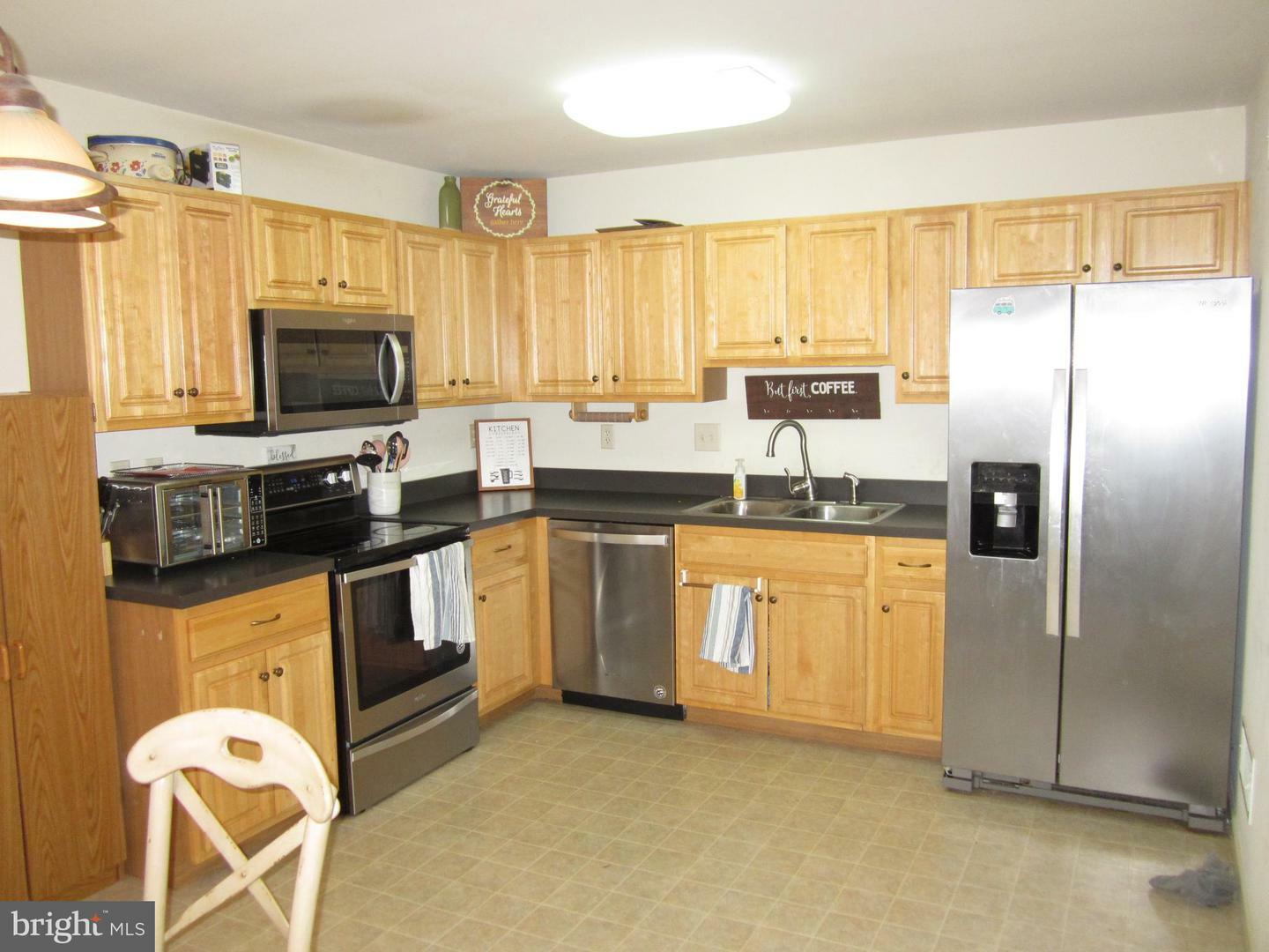 Property Photo:  7 Parkview Drive  PA 17013 