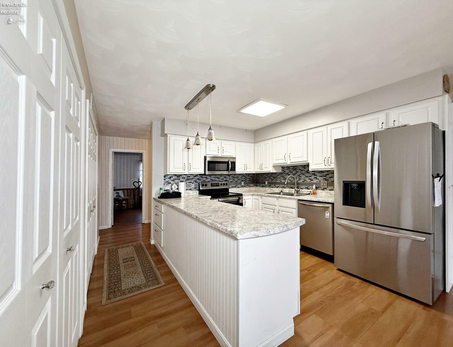 Property Photo:  57 Duchess Lane  OH 44883 