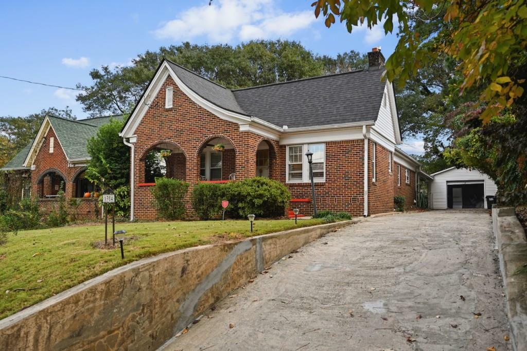 Property Photo:  1384 Jefferson Avenue  GA 30344 