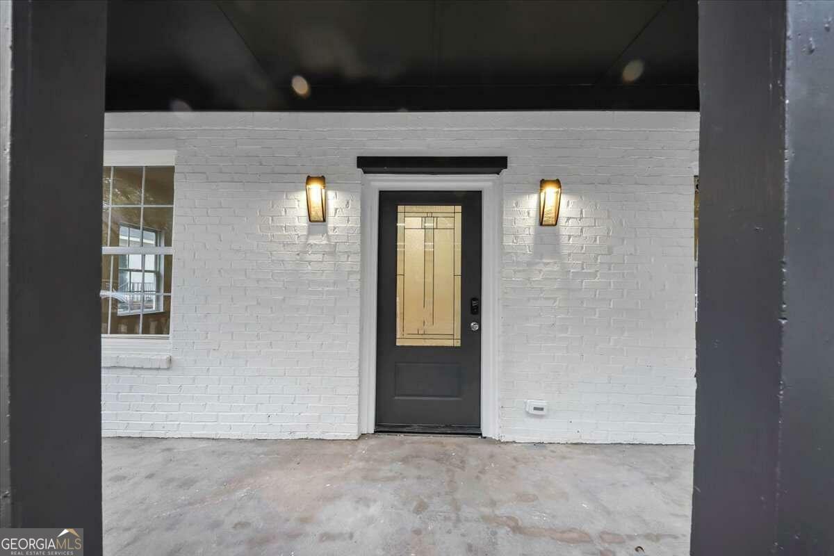 Property Photo:  923 Smith Street SW  GA 30310 