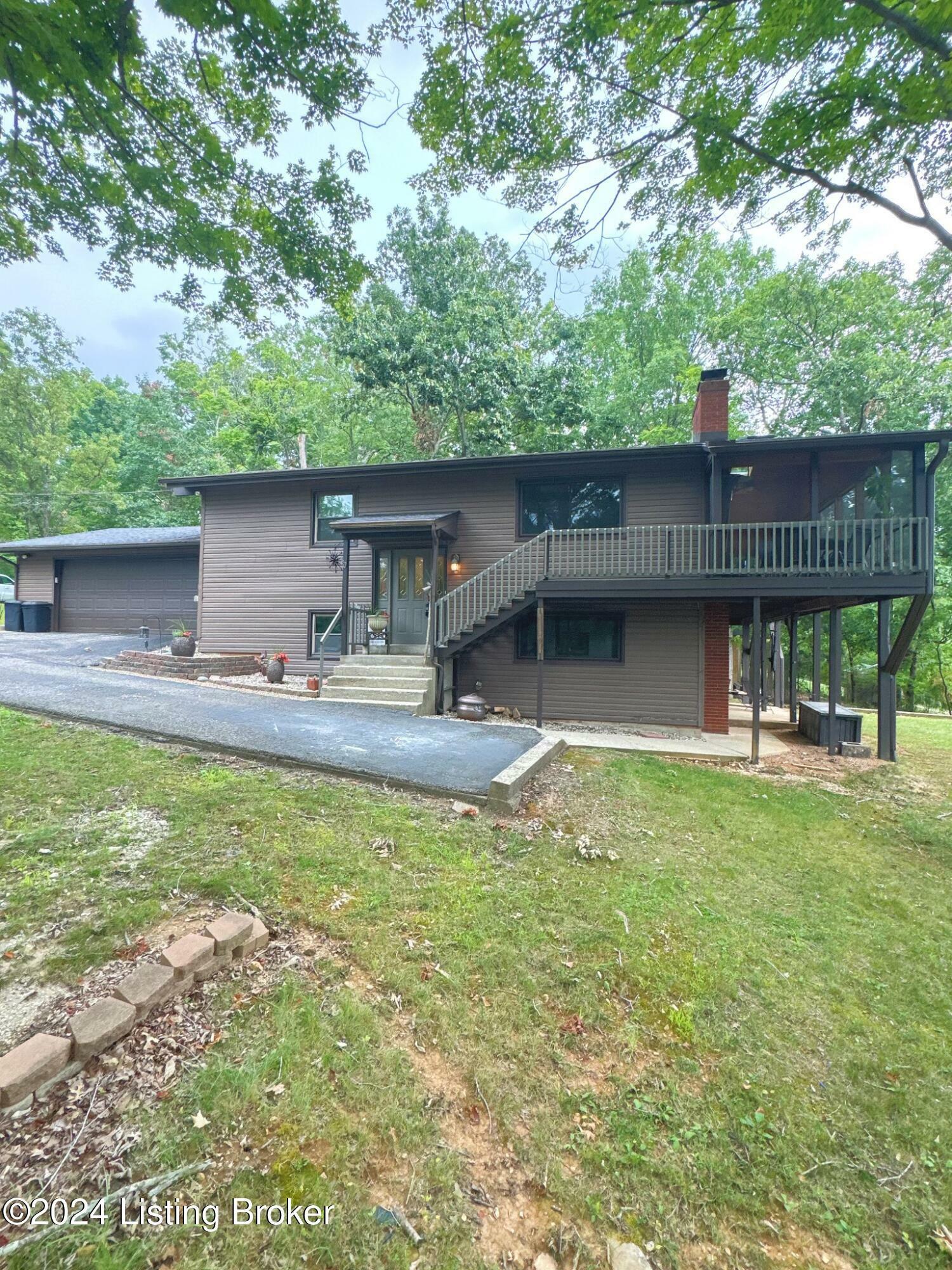 Property Photo:  73 Hawthorne Ct  KY 40108 