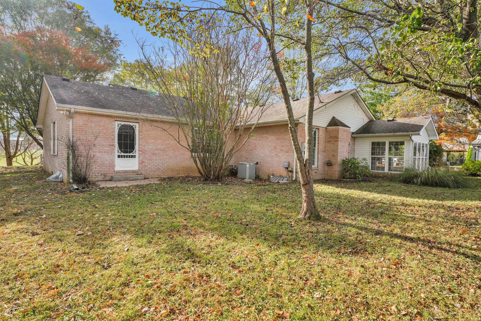 Property Photo:  5277 Greenlick Rd  KY 42406 