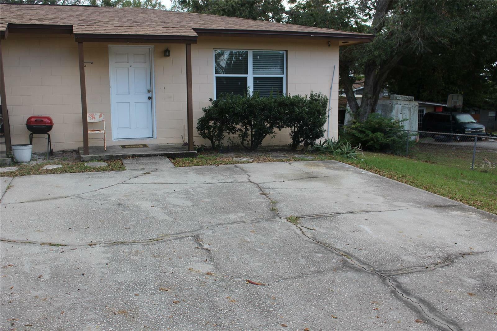 Property Photo:  920 Columbia Avenue  FL 33853 