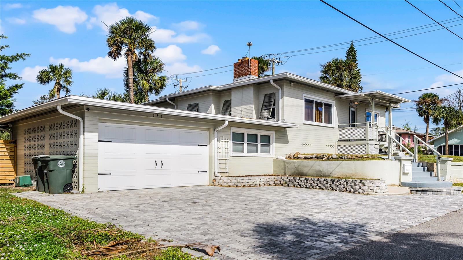 Property Photo: 131 Mitchell Place FL 32118