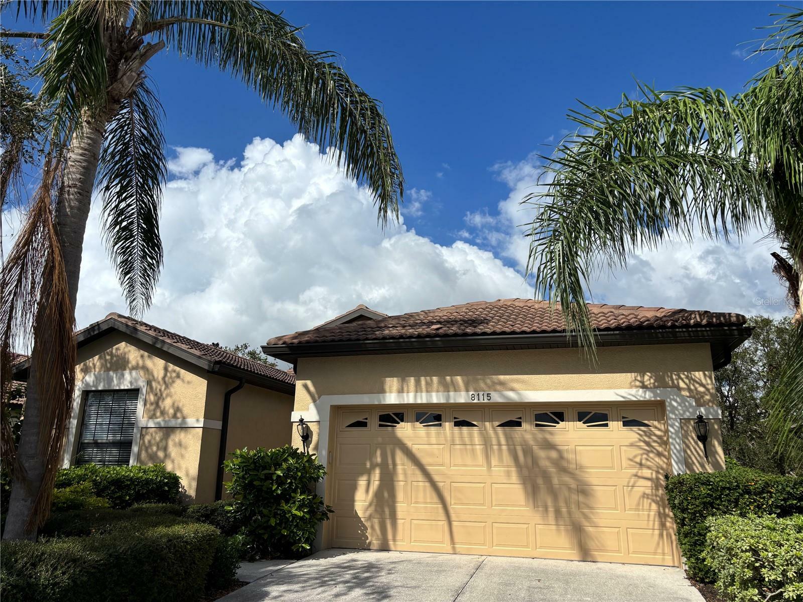 8115 Stirling Falls Circle  Sarasota FL 34243 photo