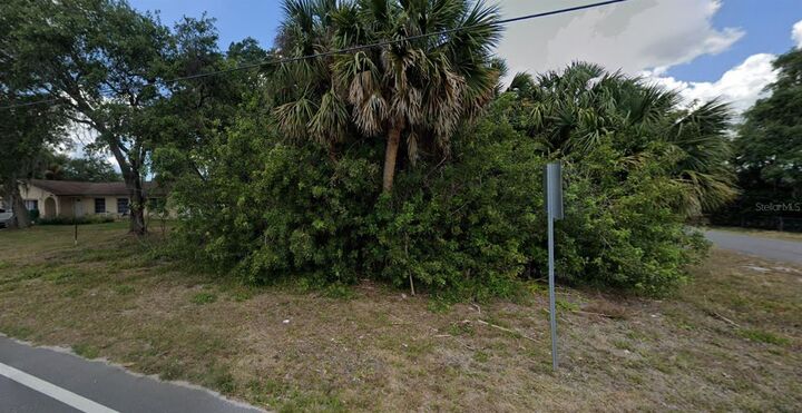 Property Photo: 1427 Noble Terrace FL 33952