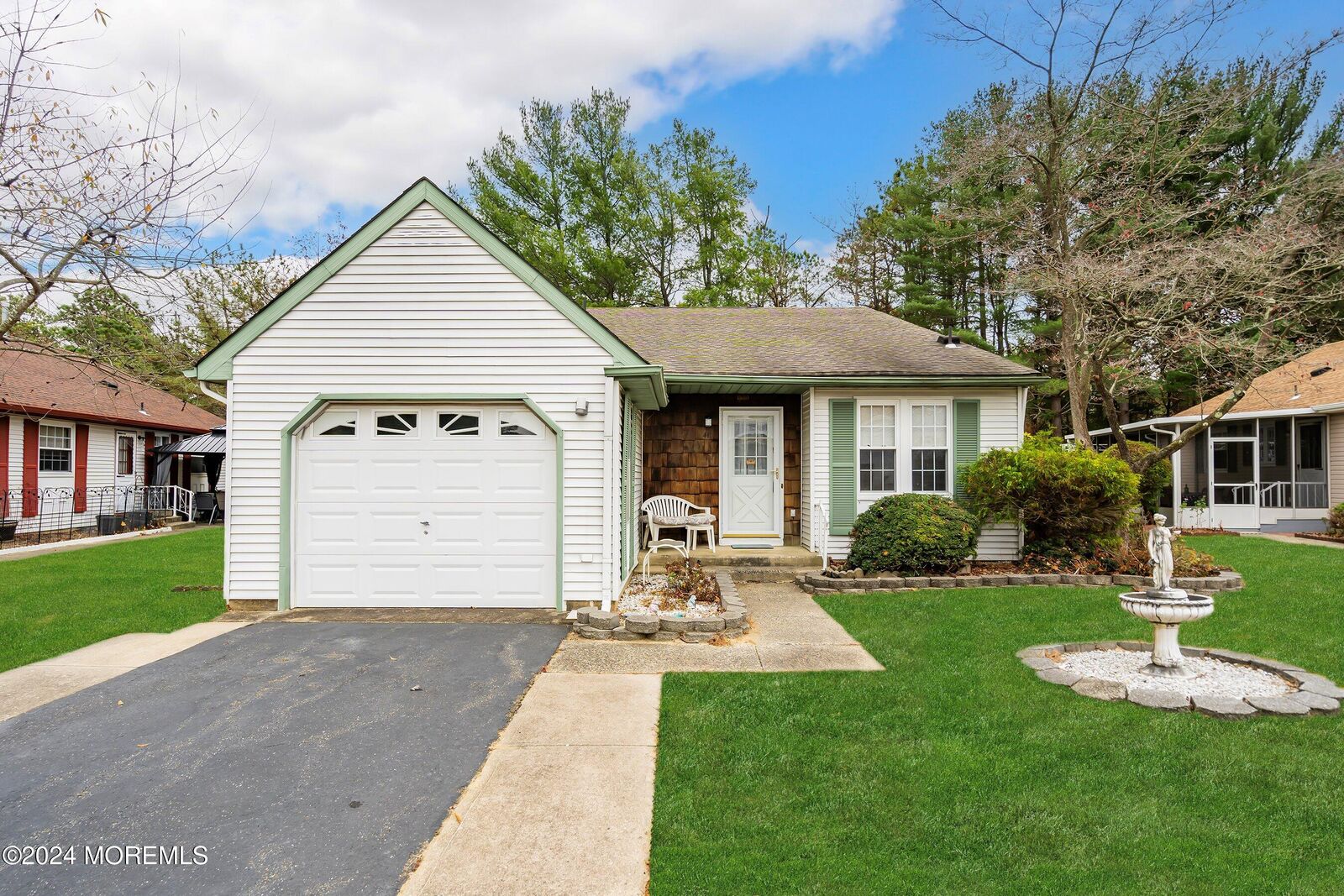 Property Photo:  41 Birchwood Drive  NJ 08759 