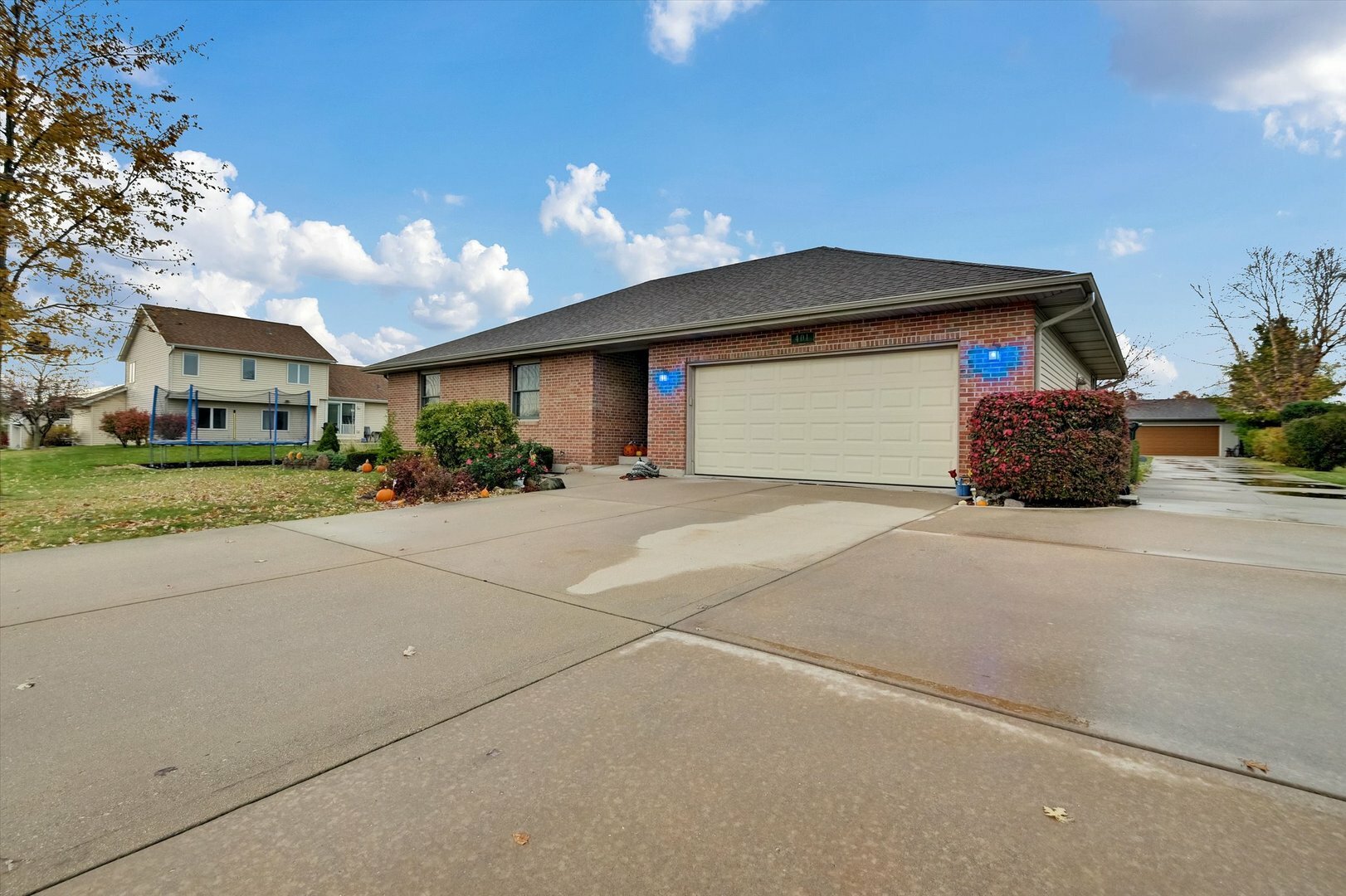 Property Photo:  401 McCoy Court  IL 60447 