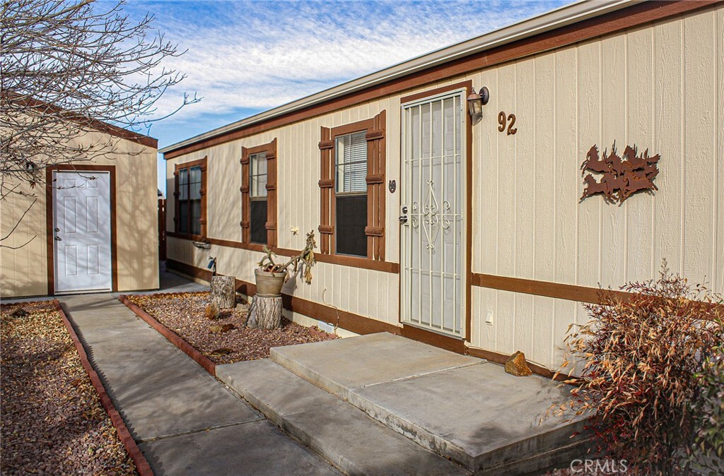 Property Photo: 21621 Sandia Road 92 CA 92308