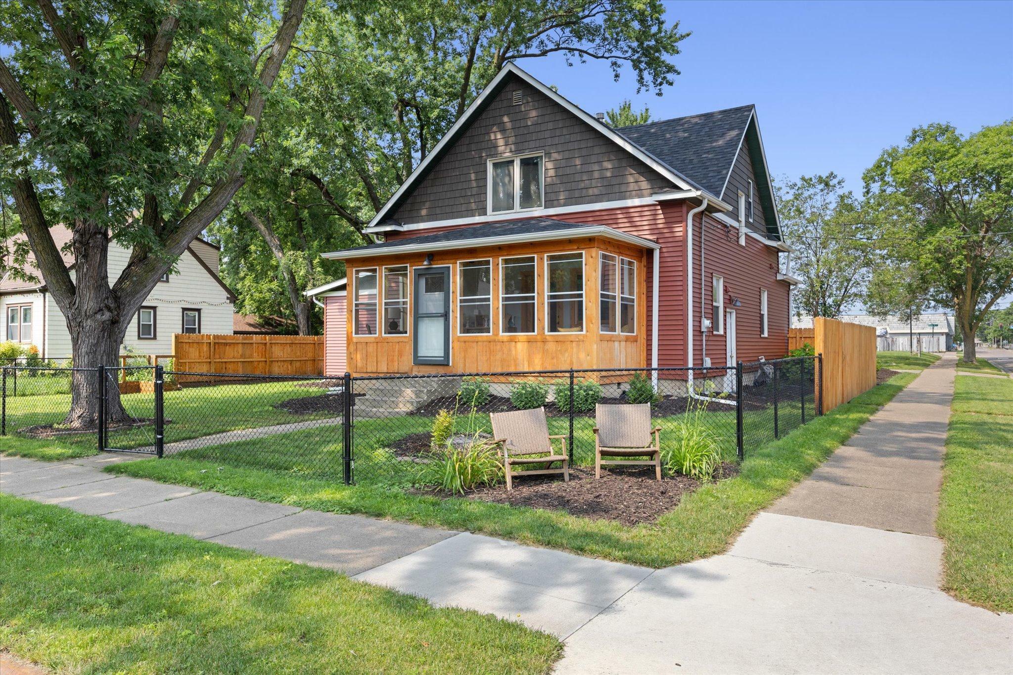 Property Photo:  20705 Hollins Avenue W  MN 55044 