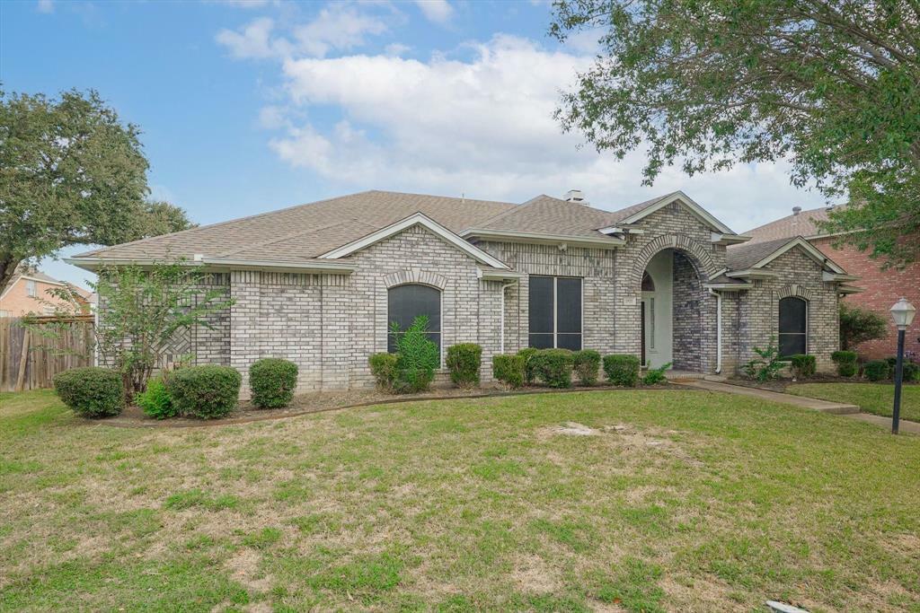 Property Photo:  2922 Spartacus Drive  TX 75052 