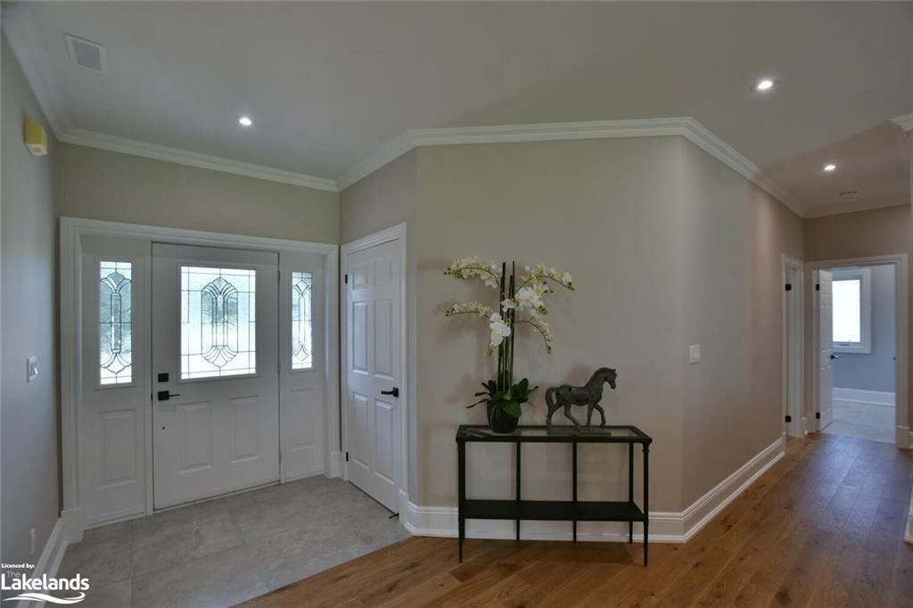 Property Photo:  4 Laurel Boulevard  ON L9Y 5A8 