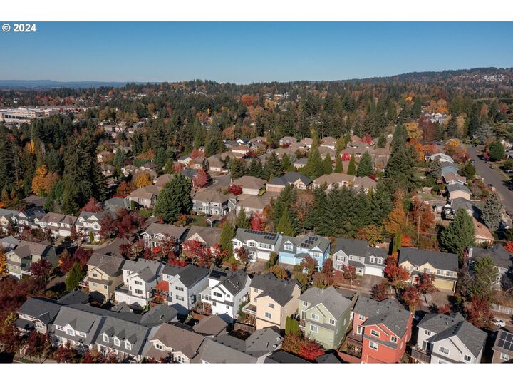 10909 SW Adele Dr  Portland OR 97225 photo