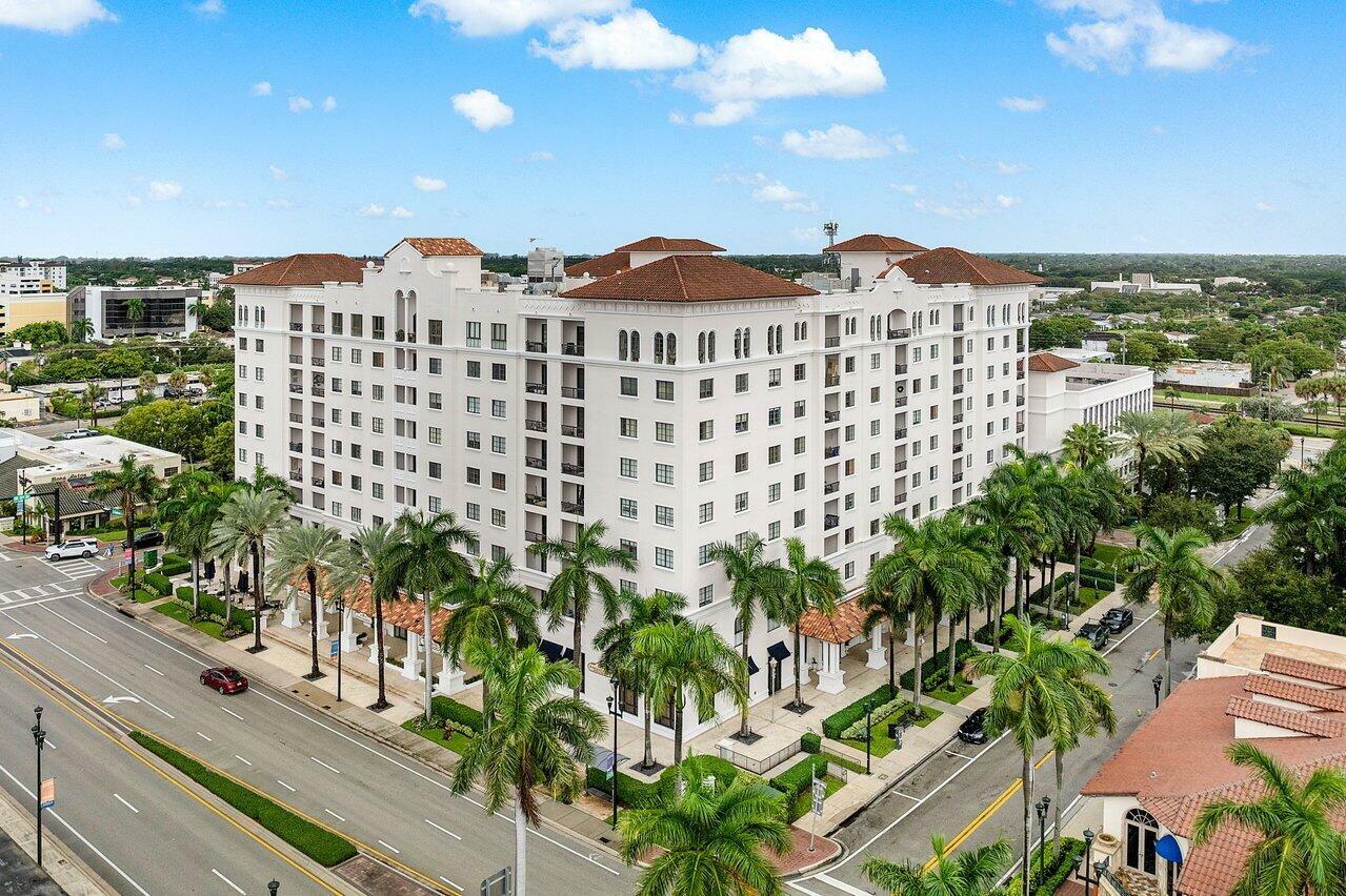 Property Photo: 233 S Federal Highway 323 FL 33432