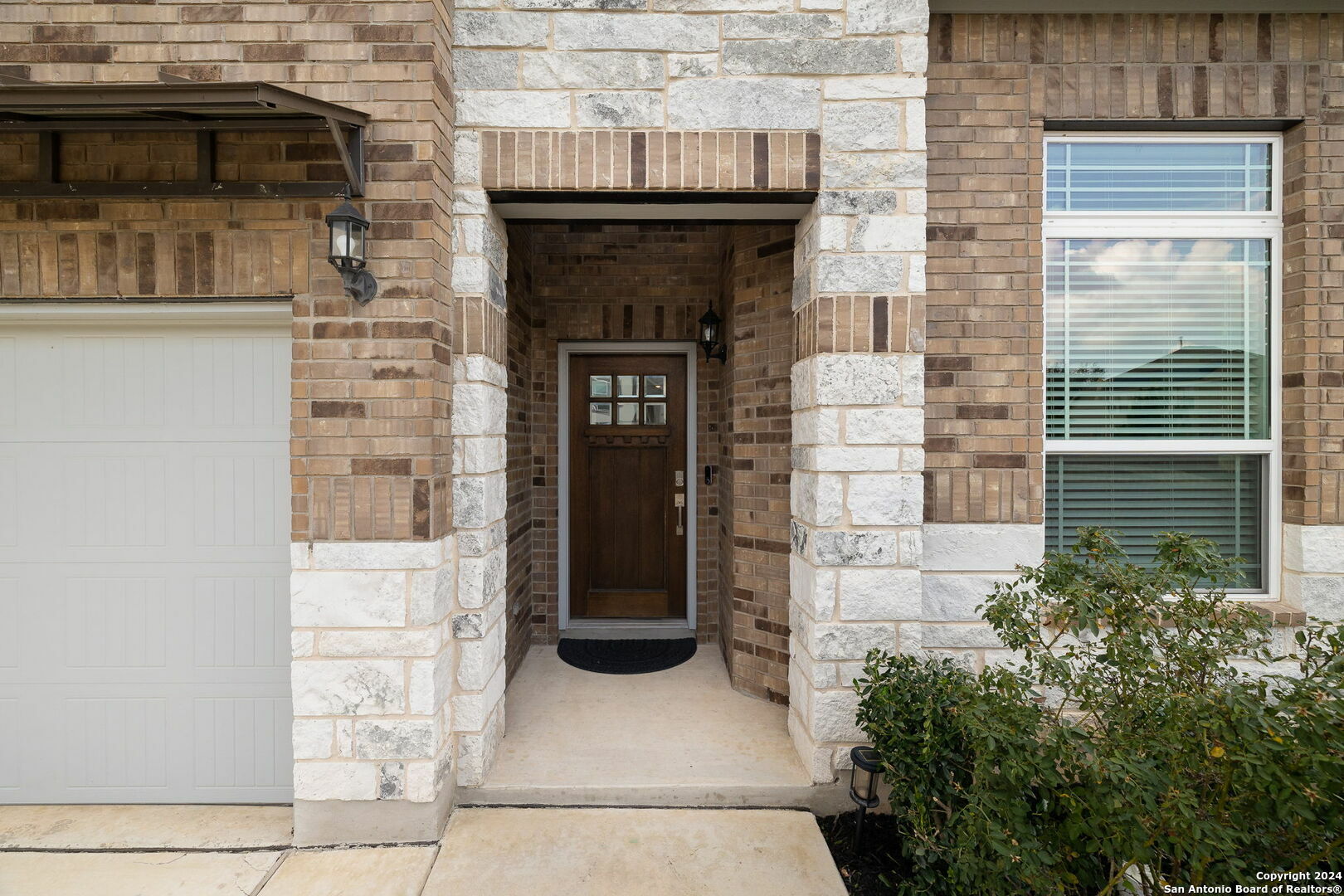 Property Photo:  8743 Hedford Flats  TX 78254 