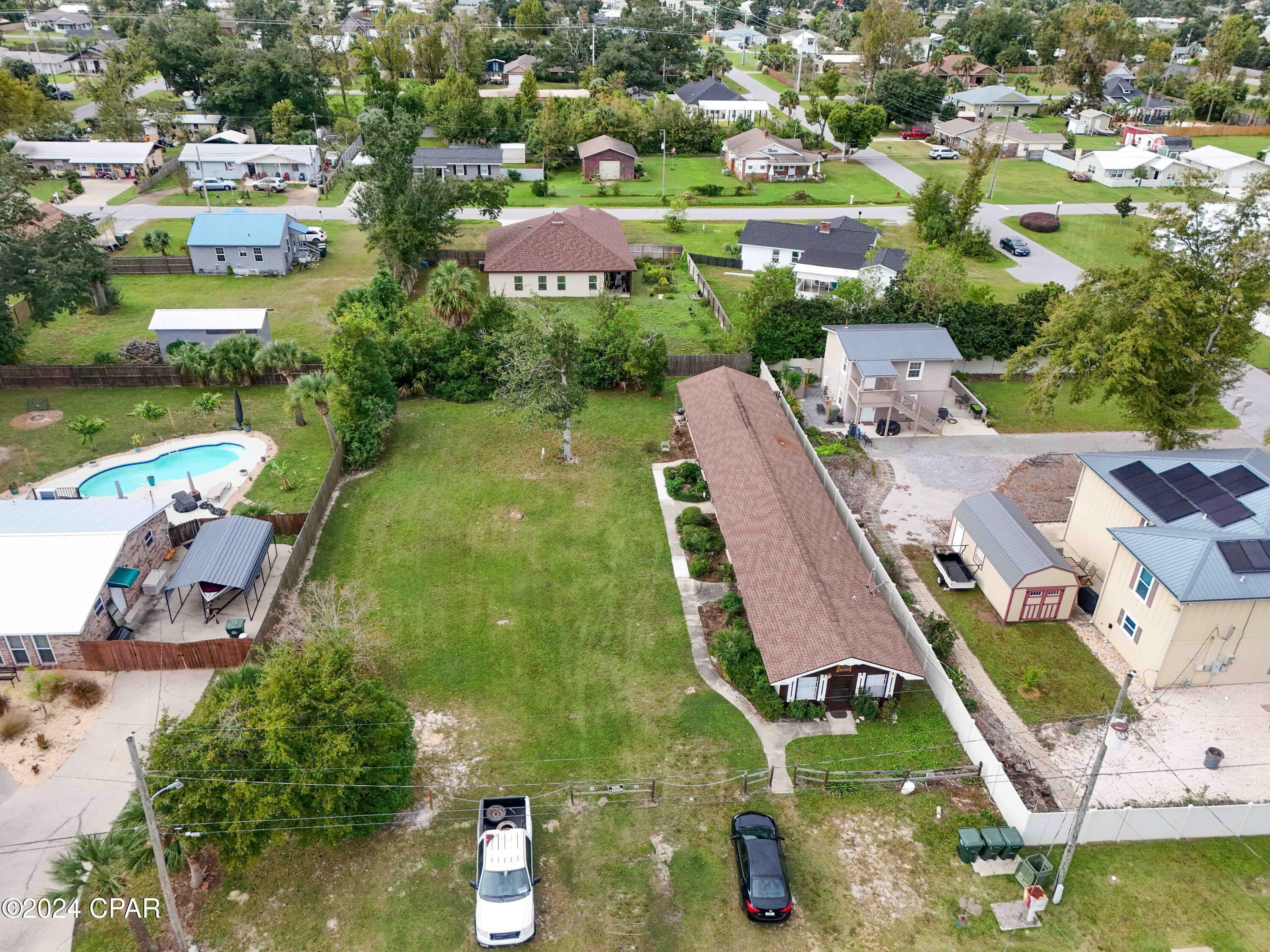 Property Photo:  506 Illinois Avenue  FL 32444 