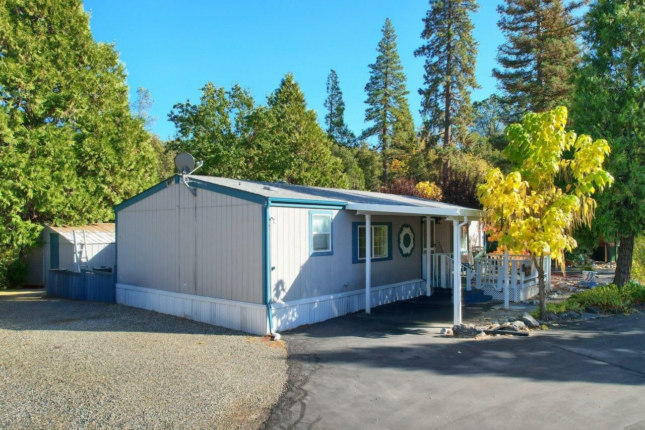 Property Photo:  41941 Road 222 17  CA 93644 