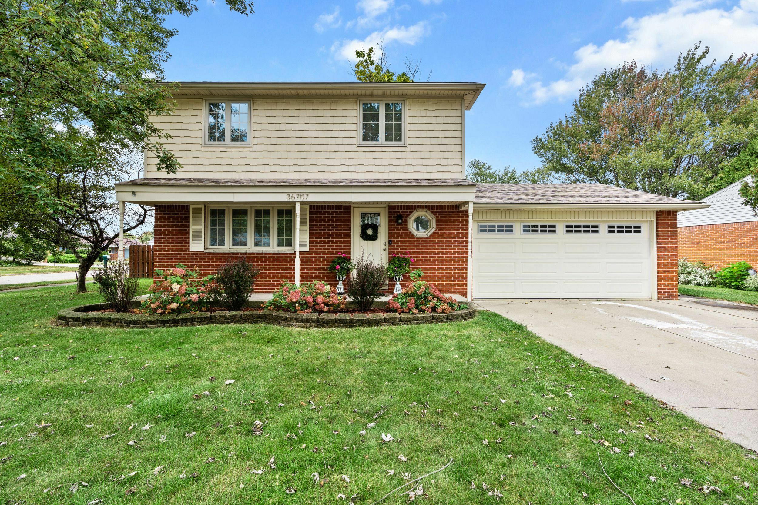 Property Photo:  36707 Barr Street  MI 48035 1908 