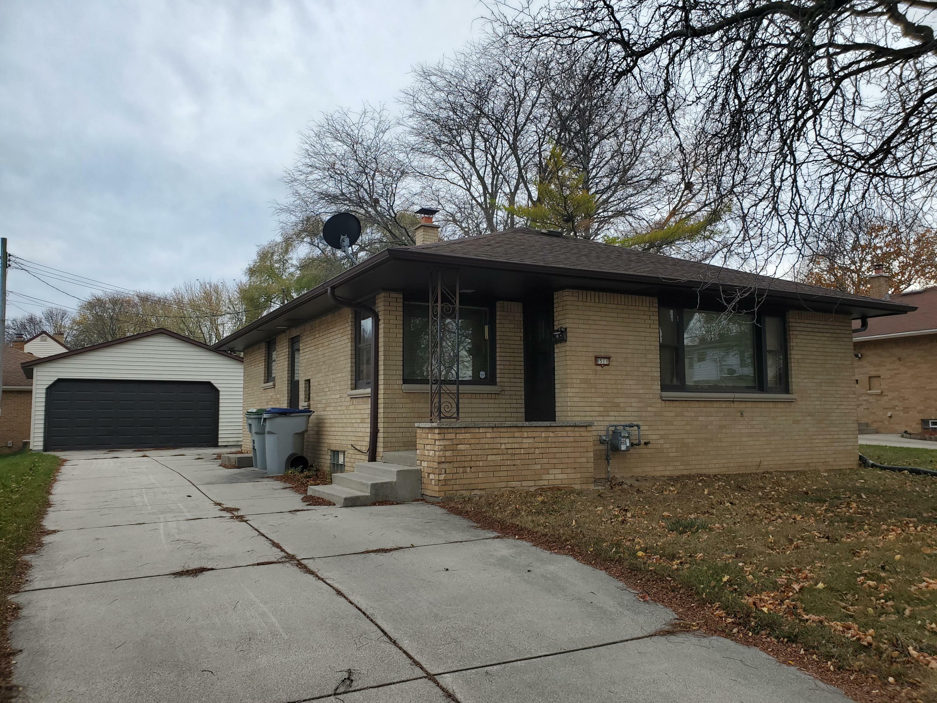 Property Photo:  8511 W Melvina St  WI 53222 