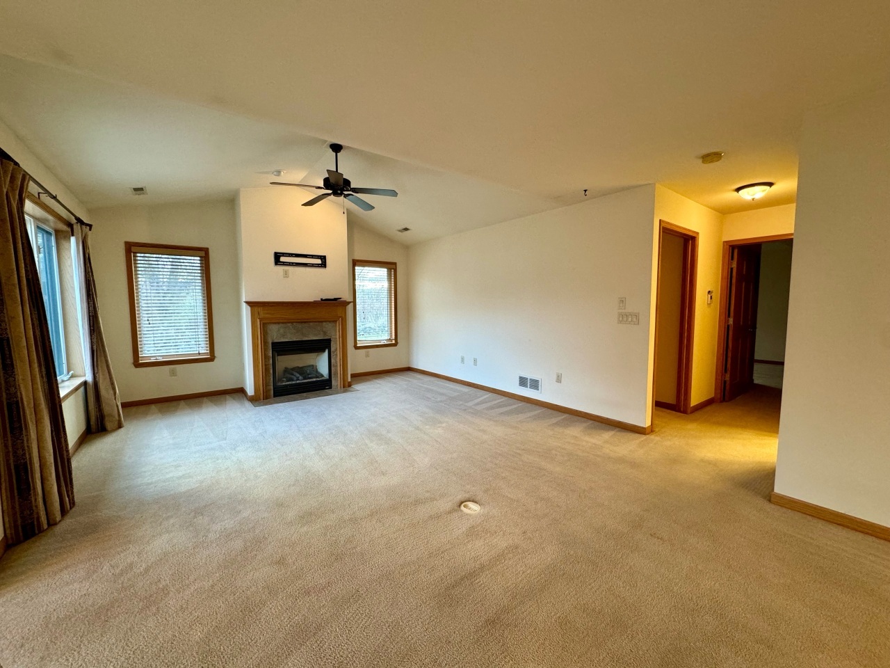 Property Photo:  N119w17657 Cove Ln 22  WI 53022 