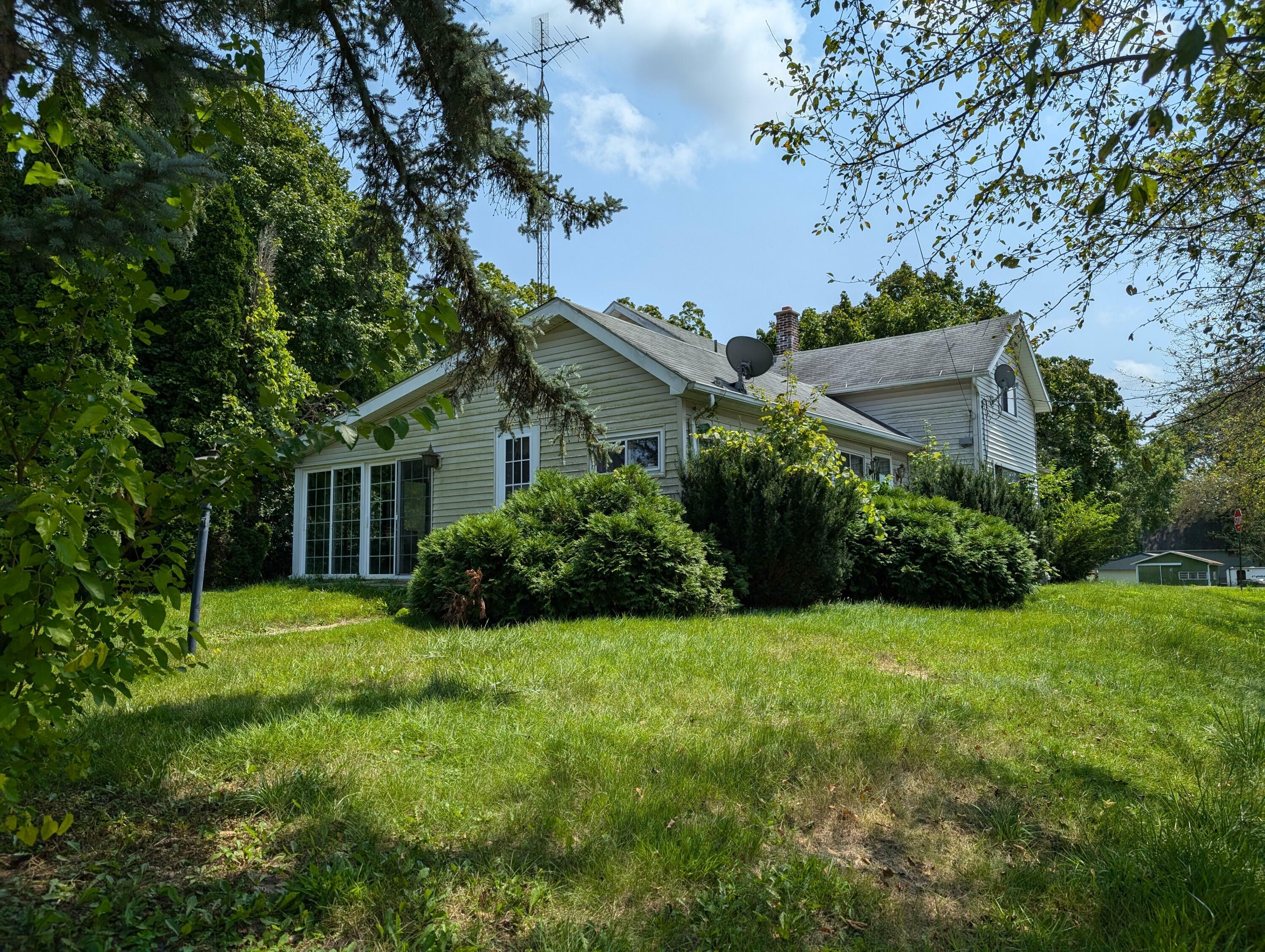Property Photo: 6651 Berrien Street E MI 49111