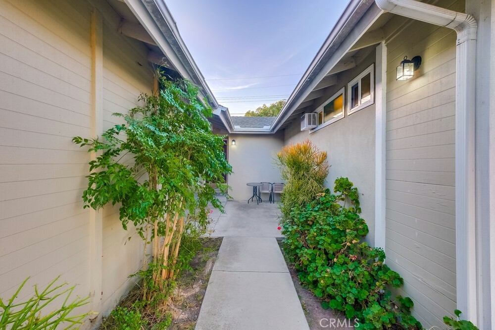 Property Photo:  15851 Dundalk Lane  CA 92647 