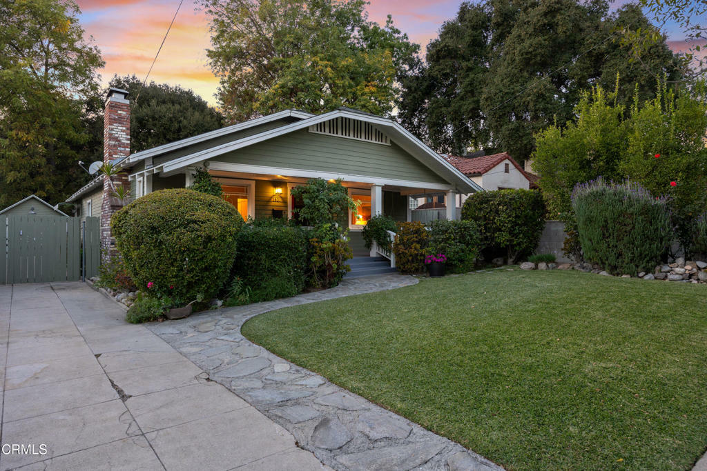 Property Photo:  1831 N Michigan Avenue  CA 91104 