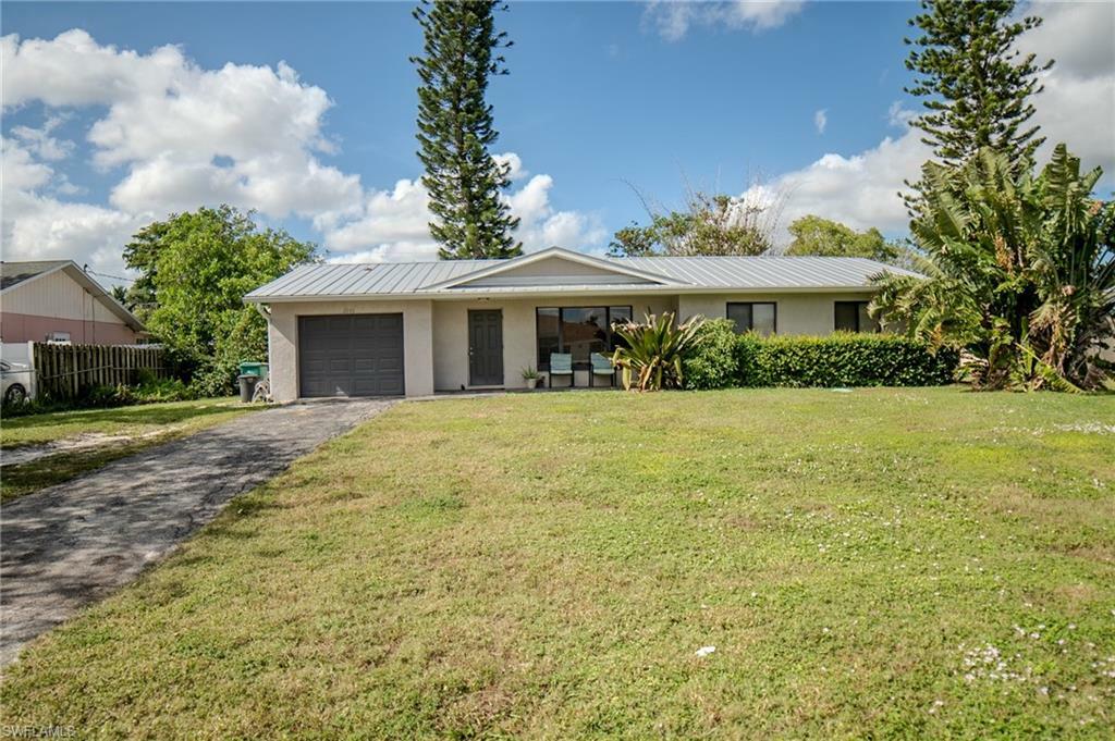 Property Photo:  2201 52nd Ln SW  FL 34116 