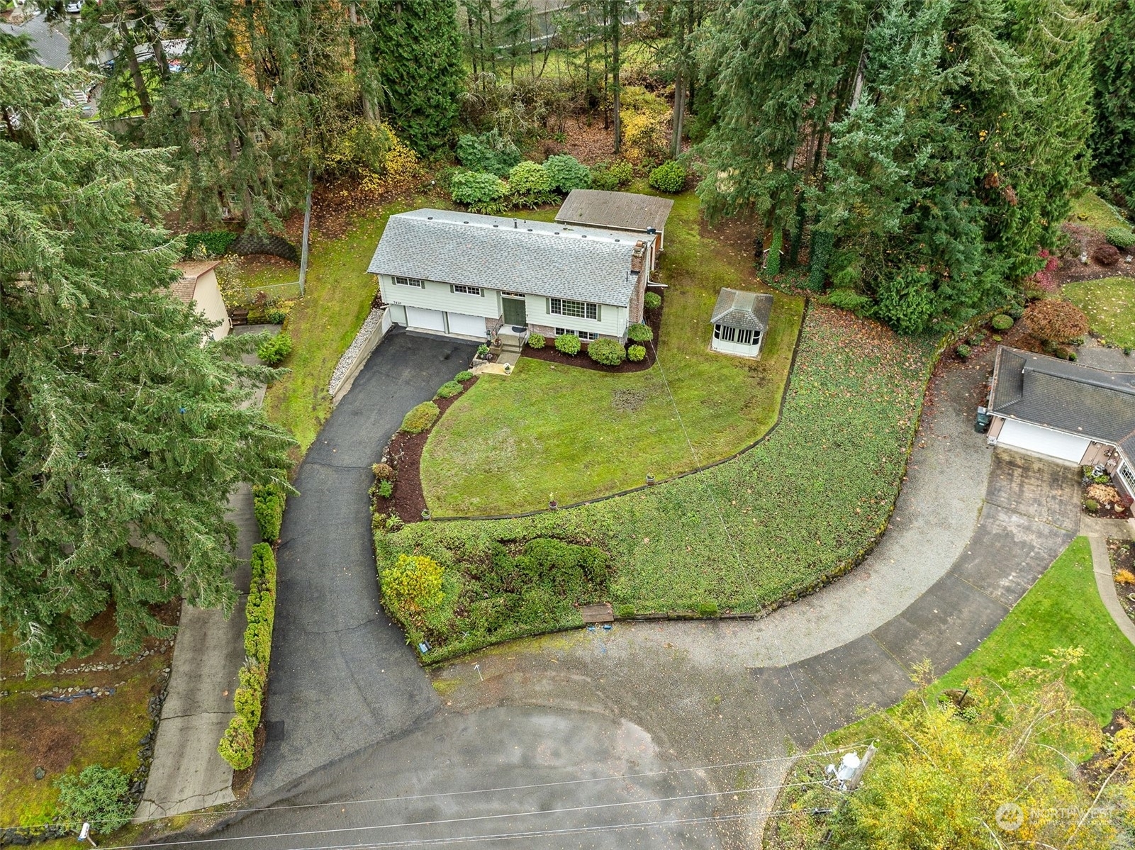 Property Photo:  7410 86th St E  WA 98371 