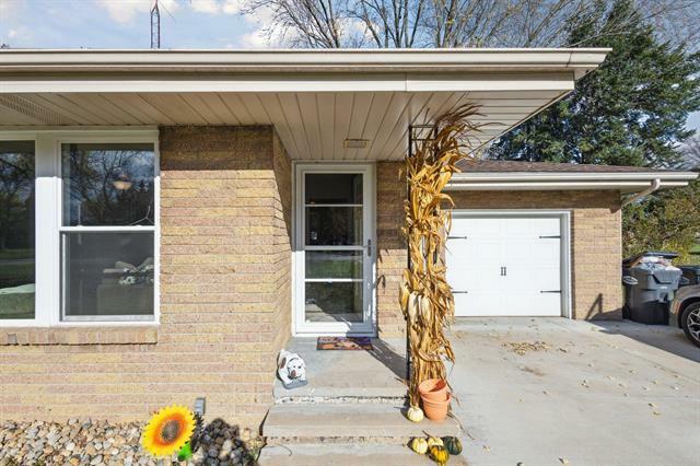 Property Photo:  1733 Clearwood Drive  MI 49127 