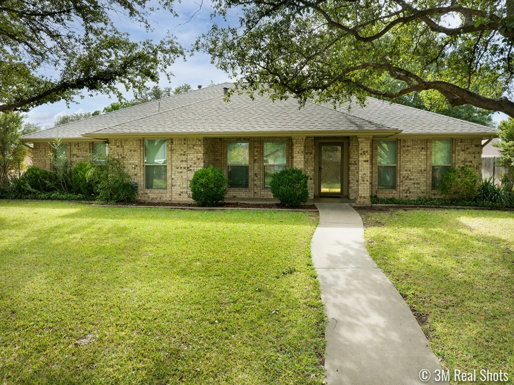 Property Photo:  5209 Saddle Ridge Trail  TX 76904 