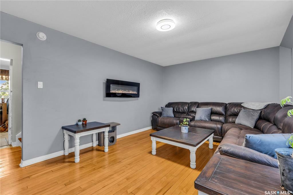 Property Photo:  210 Camponi Place 12  SK S7M 1J7 