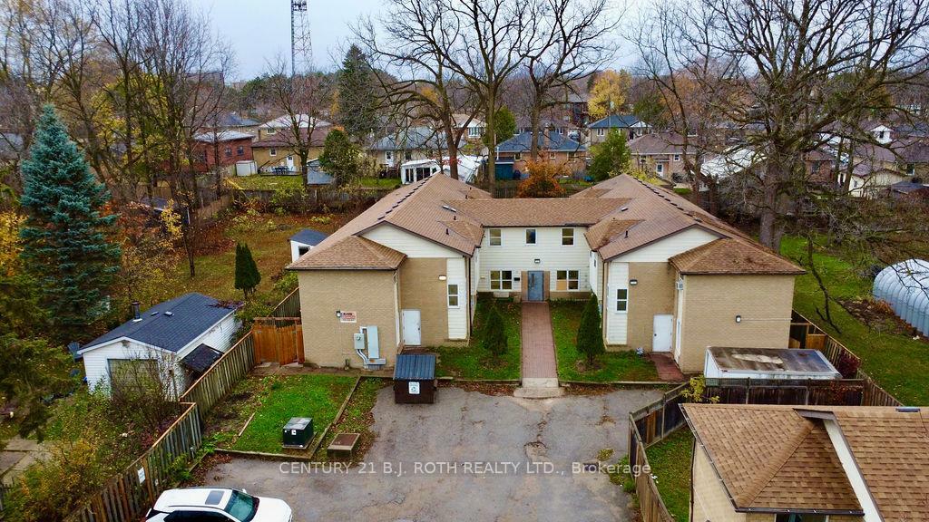 Photo de la propriété: 24 North Street N ON L4M 2R9