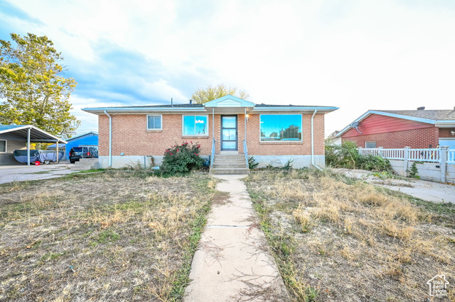 Property Photo:  1893 W Gregory Dr  UT 84041 