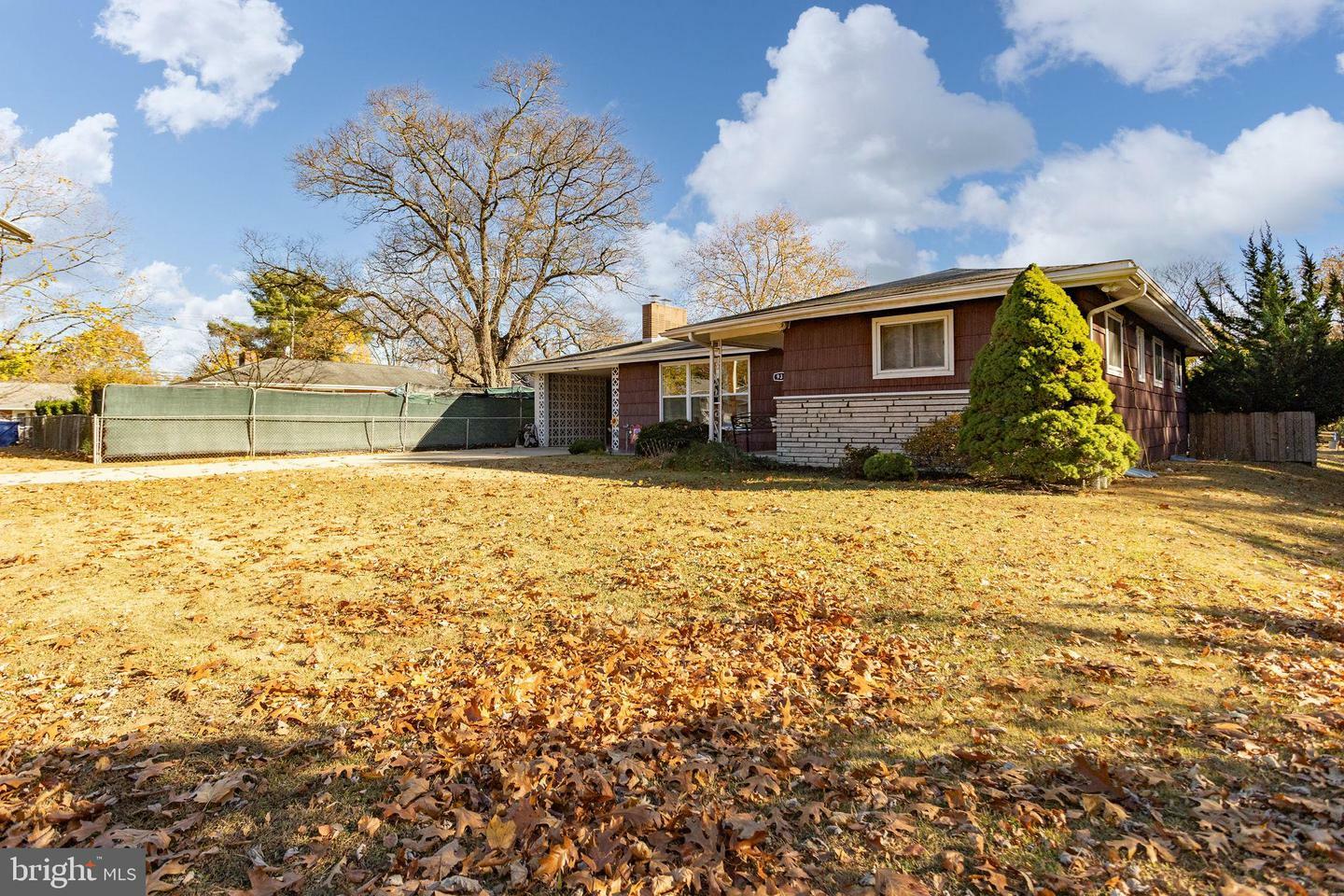 Property Photo:  930 Maple Avenue  NJ 08554 