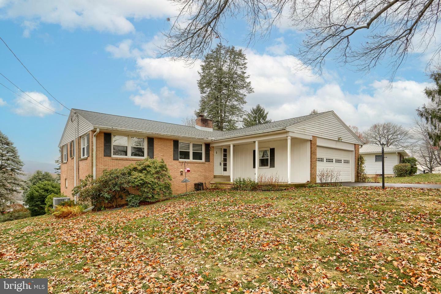 Property Photo:  208 Hilltop Road  PA 17007 