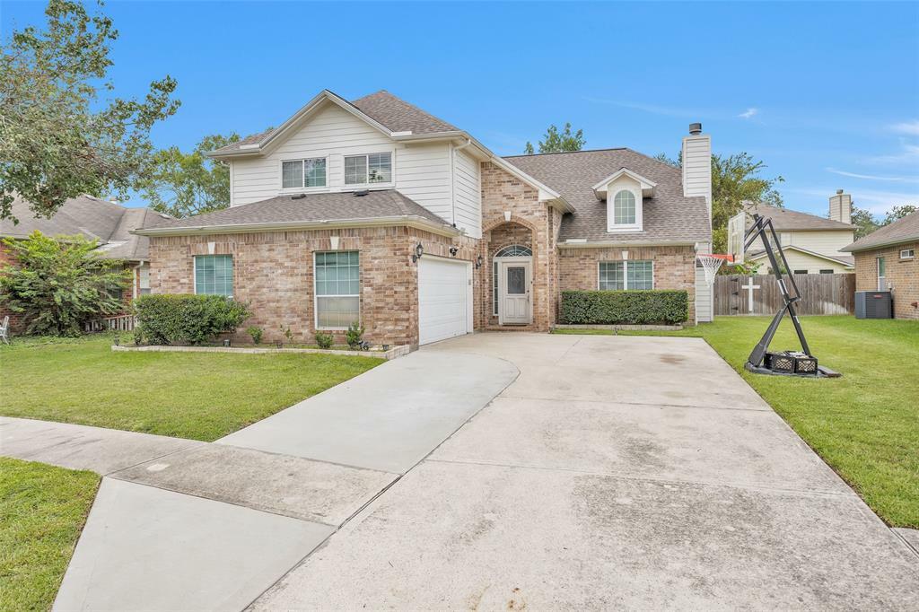 Property Photo:  607 Gamewood Drive  TX 77386 