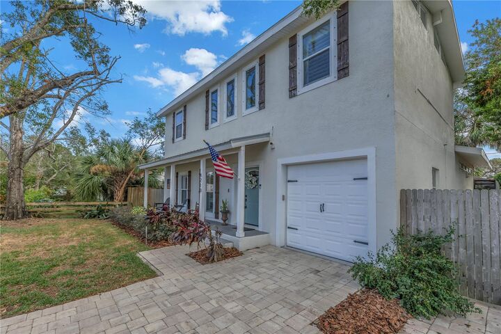 Property Photo: 4210 W Bay View Avenue FL 33611
