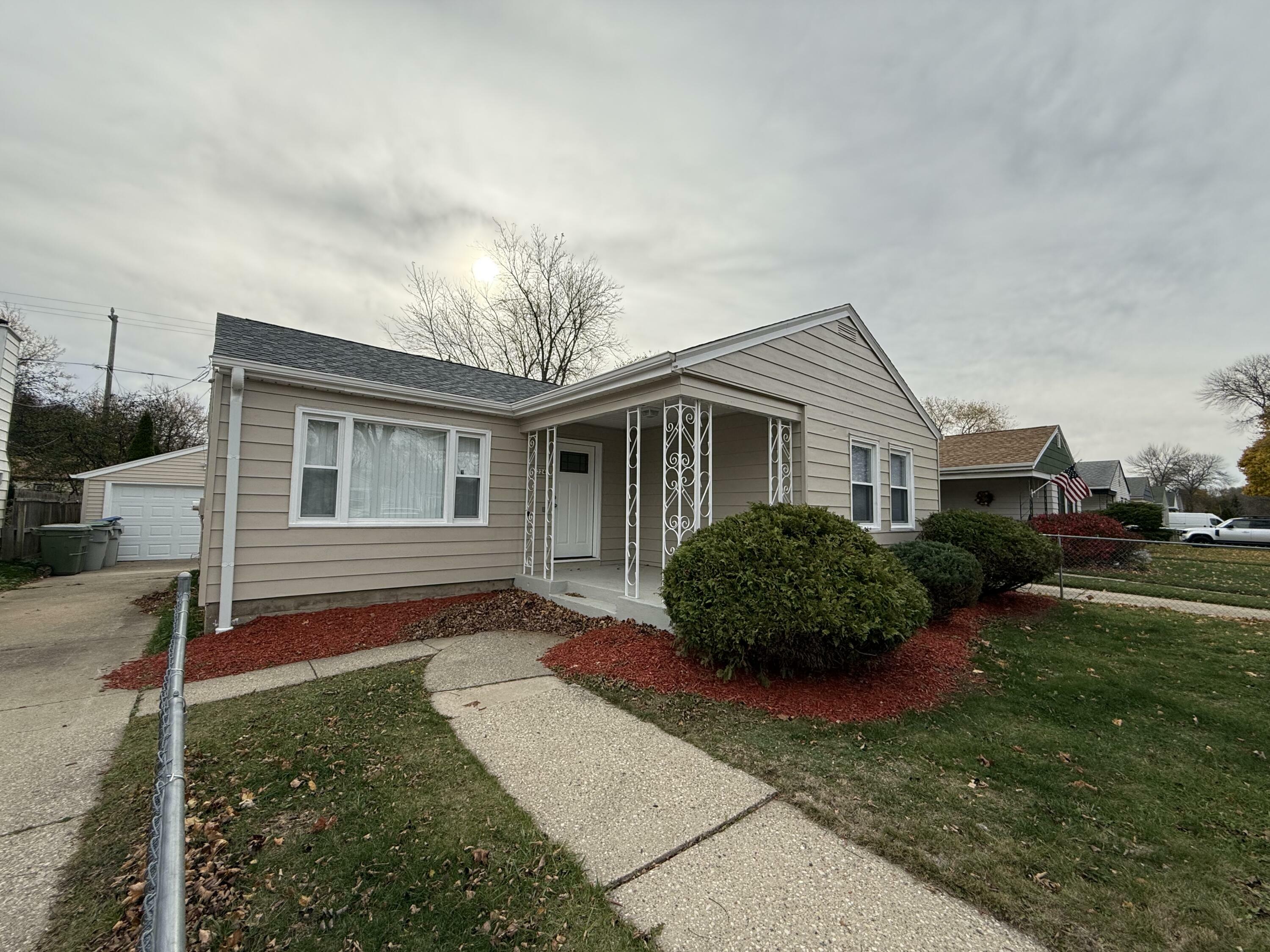 Property Photo:  2247 W Lawn Ave  WI 53209 