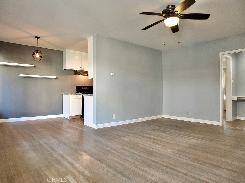 Property Photo:  3042 E 3rd Street 15  CA 90814 