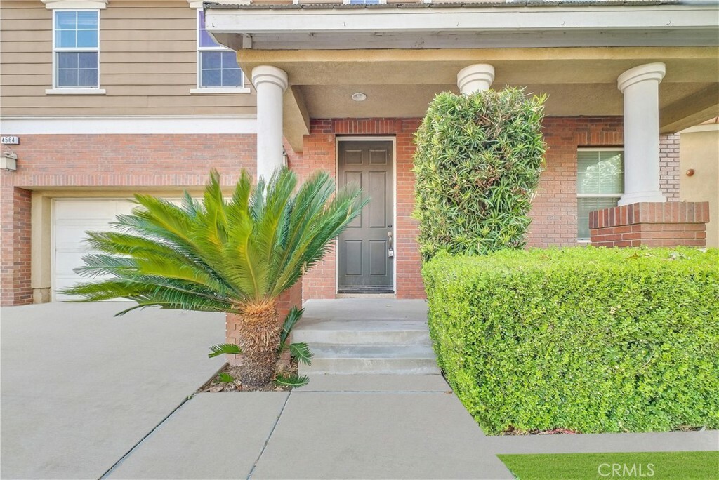 Property Photo:  4564 Vincent Way  CA 92501 