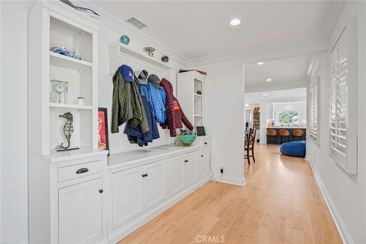 Property Photo: 1837 6th Street CA 90266