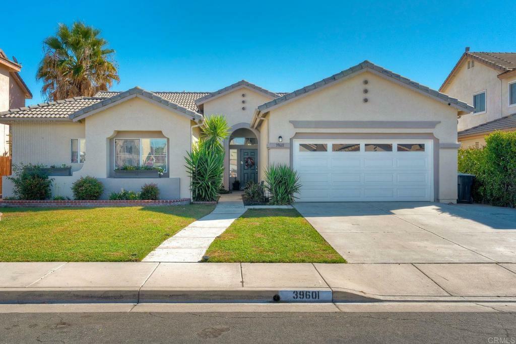 39601 Saba Ct.  Murrieta CA 92563 photo