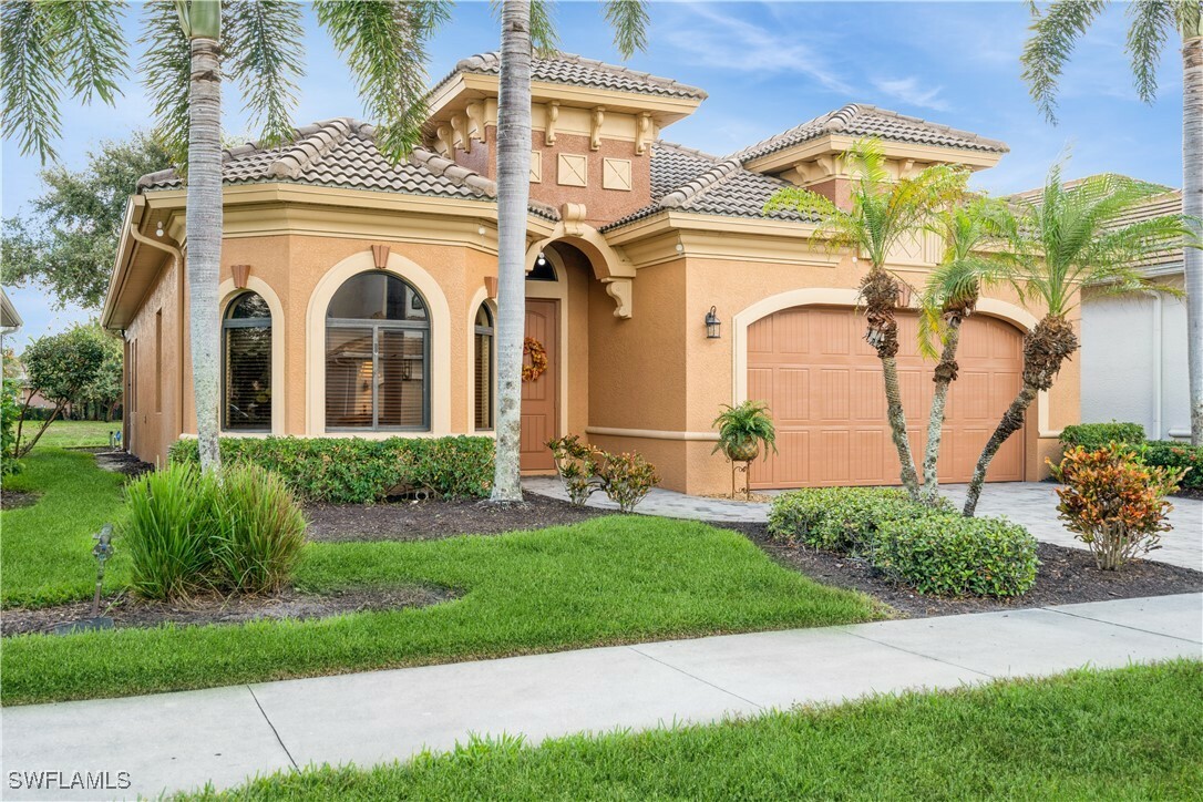 Property Photo:  1411 Serrano Circle  FL 34105 