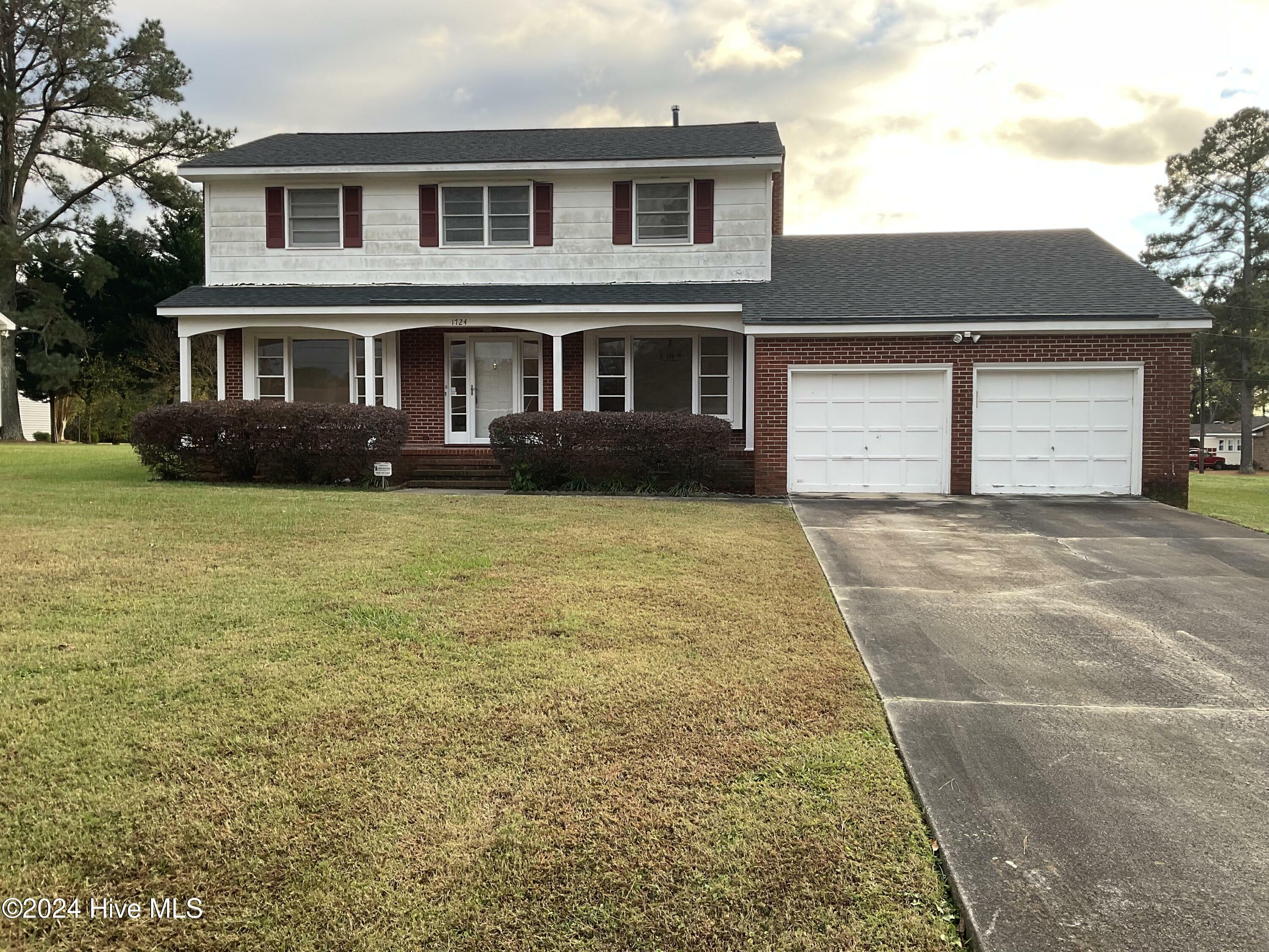 Property Photo:  1724 King Circle  NC 27801 