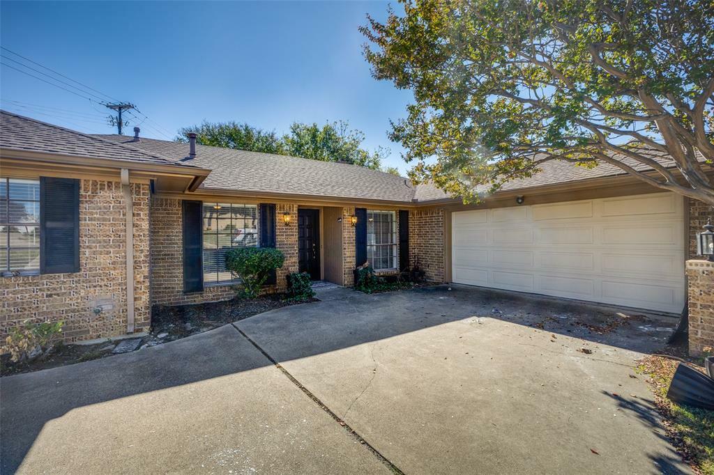 Property Photo:  2014 S Lakeshore Drive  TX 75087 